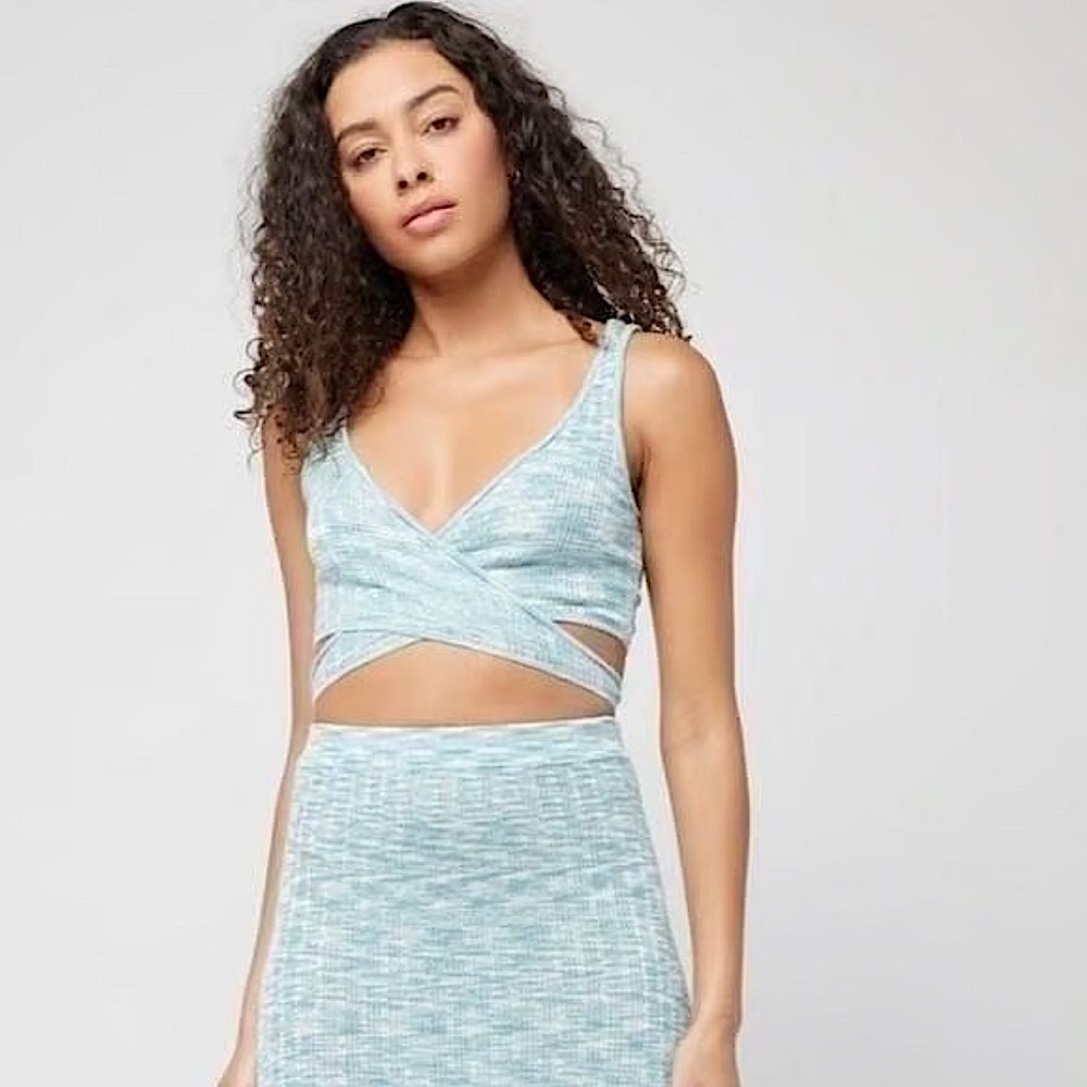 NEW L*SPACE SOLD OUT Zephyr Wrap Top in Poolside (Blue) Size Medium NWT - Picture 8 of 8